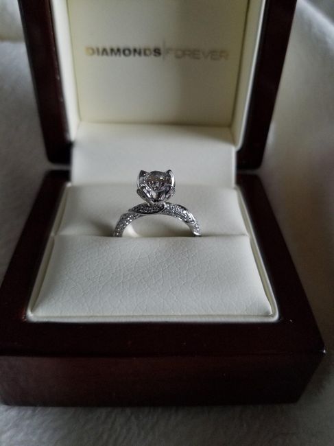 Brides of 2022! Show us your ring! - 1