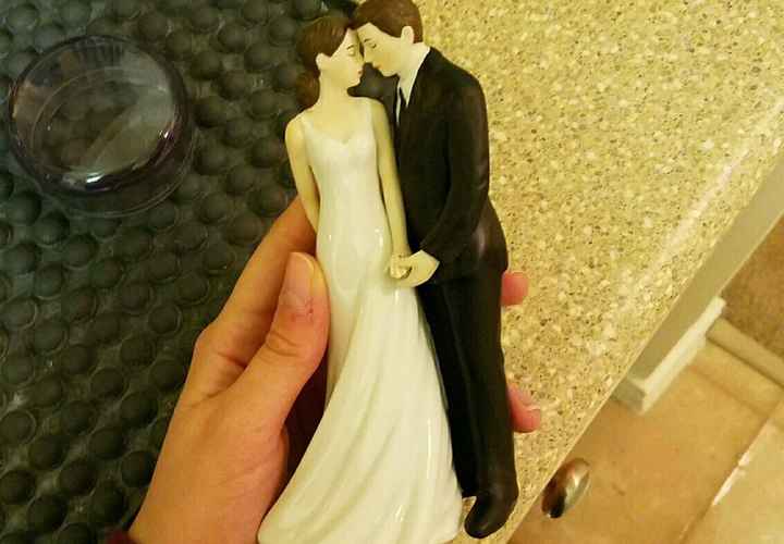 Let's see your cake toppers !