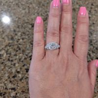Brides of 2022! Show us your ring! - 1