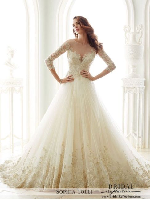 Who else loves lace?  Show off your lace dresses and/or veils! 1