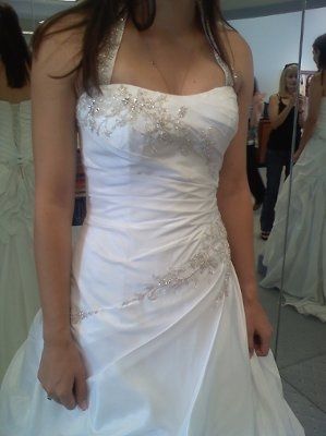 bought my dress today (with pictures) lets see yours :)