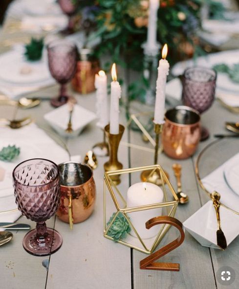 gold and copper mixed table centrepiece