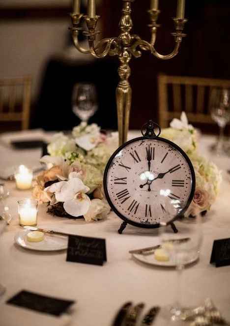 Clock Centrepiece 