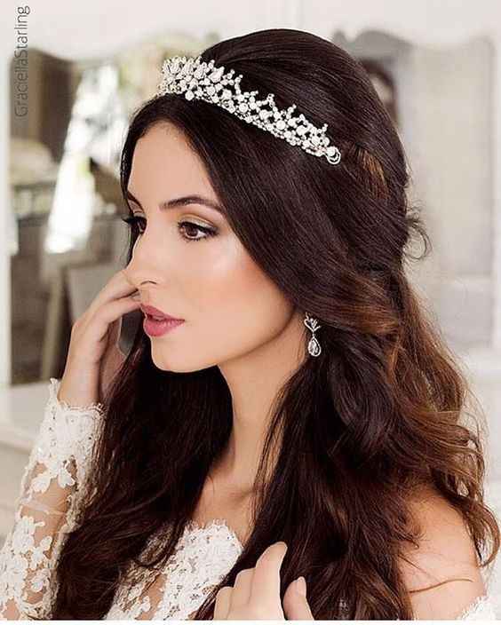 Wedding Hairstyle With Tiara 