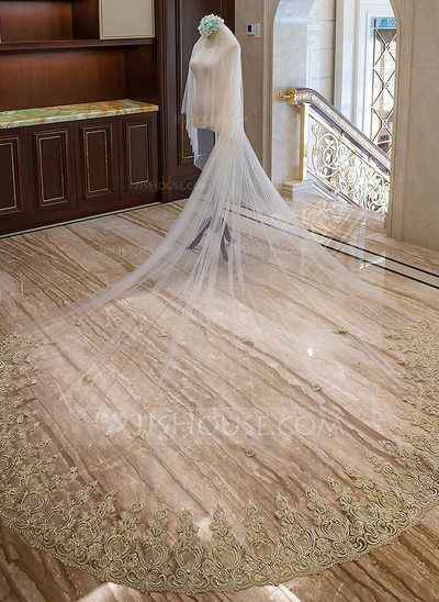 JJ House Veil