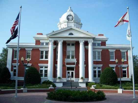 Pasco County Courthouse 