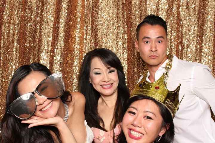 wedding photo booth, fun shot of guests