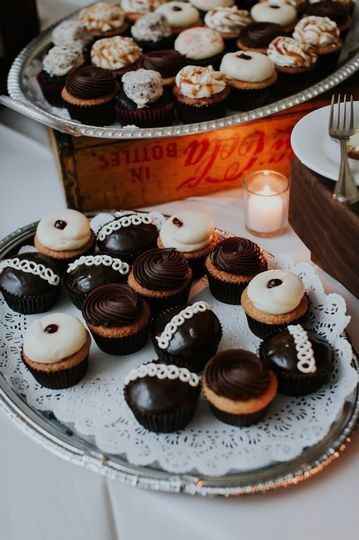 wedding cupcakes 