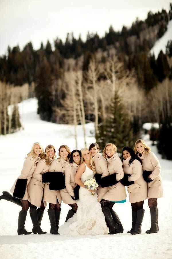 wedding party in the snow, bridesmaids muff