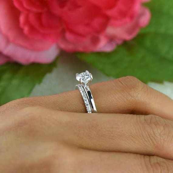 solitaire white gold engagement ring with diamond band