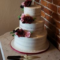 Did you have a funny or unique cake topper? Show me! - 1