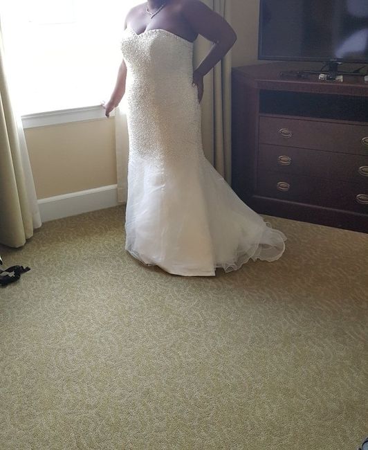 Plus size bride no idea what will look good - 1