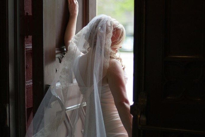 I found My Moms Veil!!!