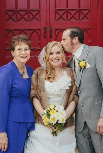 Show off here!  What do you/did you love best about your wedding?  Post pics!  :)