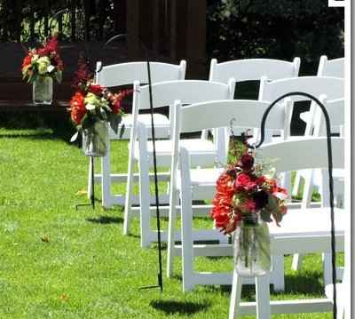 Altar ideas - outdoor wedding at historic home