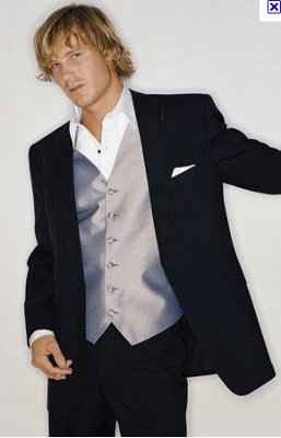 wedding attire for a groom that doesn't want to wear a tie?
