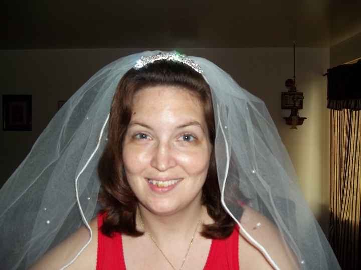 I tried on veil. Now I need hair ideas!!!
