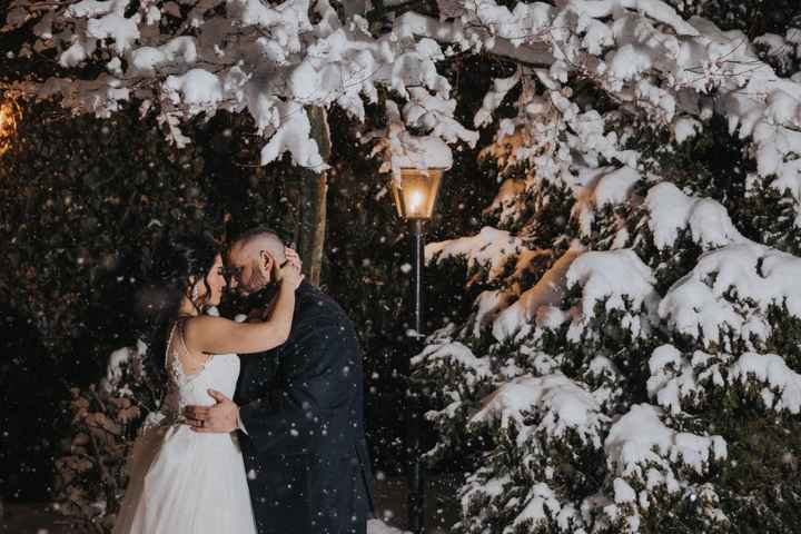 Bam! Snowy winter wedding - 3