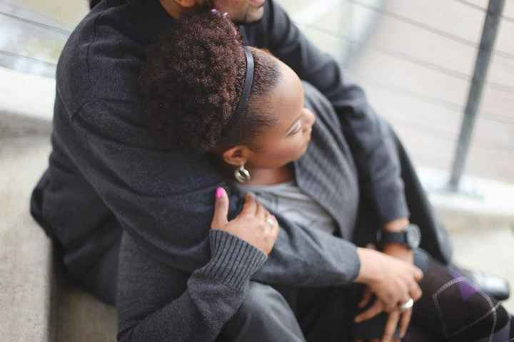 My engagement pics are back....Yay!!!!!