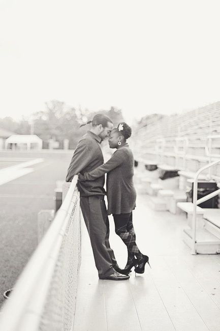 My engagement pics are back....Yay!!!!!