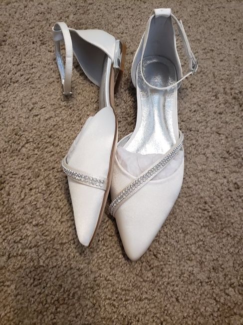 Show me your wedding shoes! - 1
