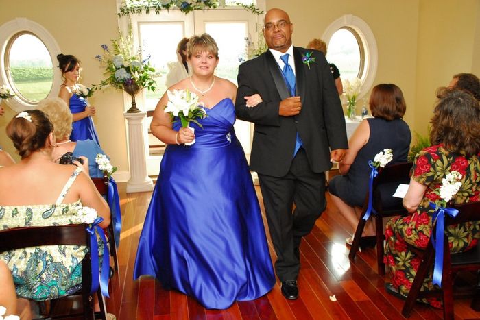 Show off your bridesmaid dresses!!