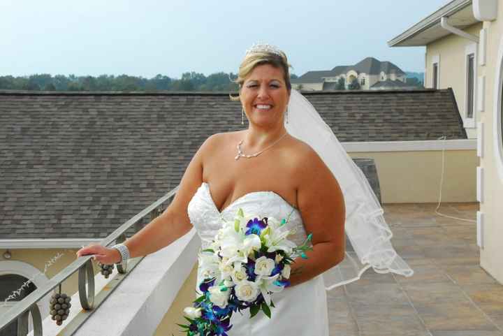 White bridal bouquet?