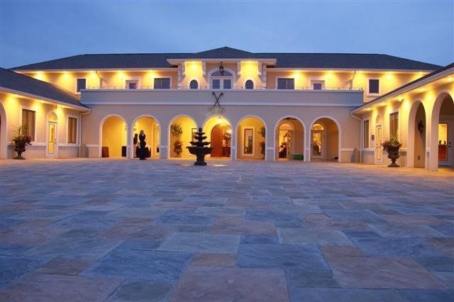 Show off your Venue/Theme!