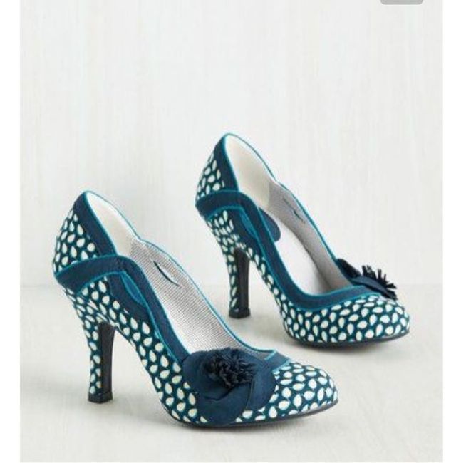 Show me your shoes!