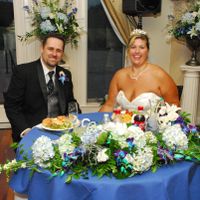 How are you decorating your sweetheart table?