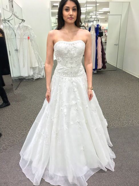 Which dresses didn't make the cut?? - 7