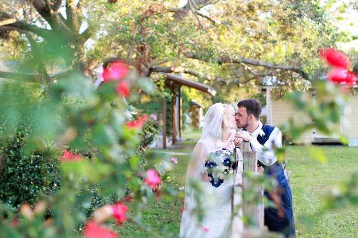 Hi. Does anyone have pics of a REAL home wedding?