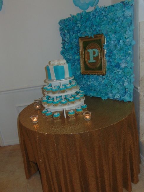 Paper Flower Wall, DIY or hire vendor??