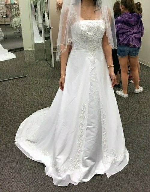 Show me you Davids Bridal Dress - 1