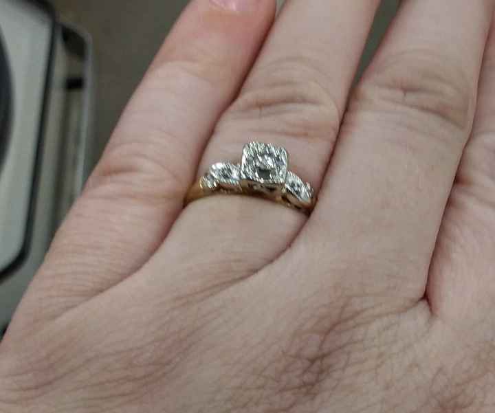 Show me your engagement rings!! - 1
