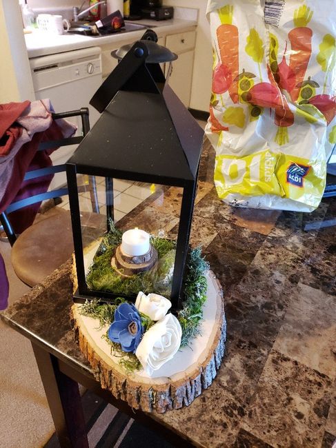 Anyone using lanterns in your centerpieces? - 2