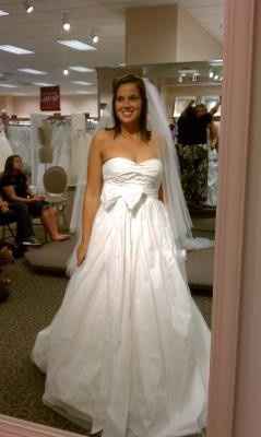 I need more dress porn in my life...