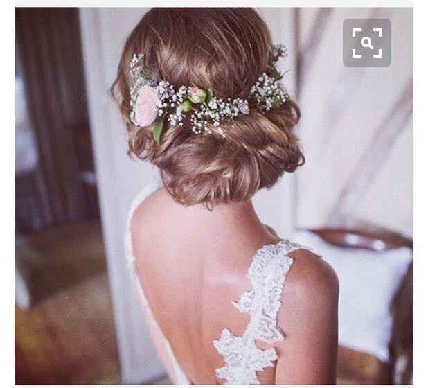 Real flowers in hair with veil