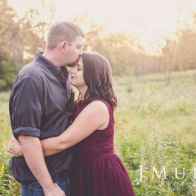 Engagement pics tomorrow...shoe dilemma