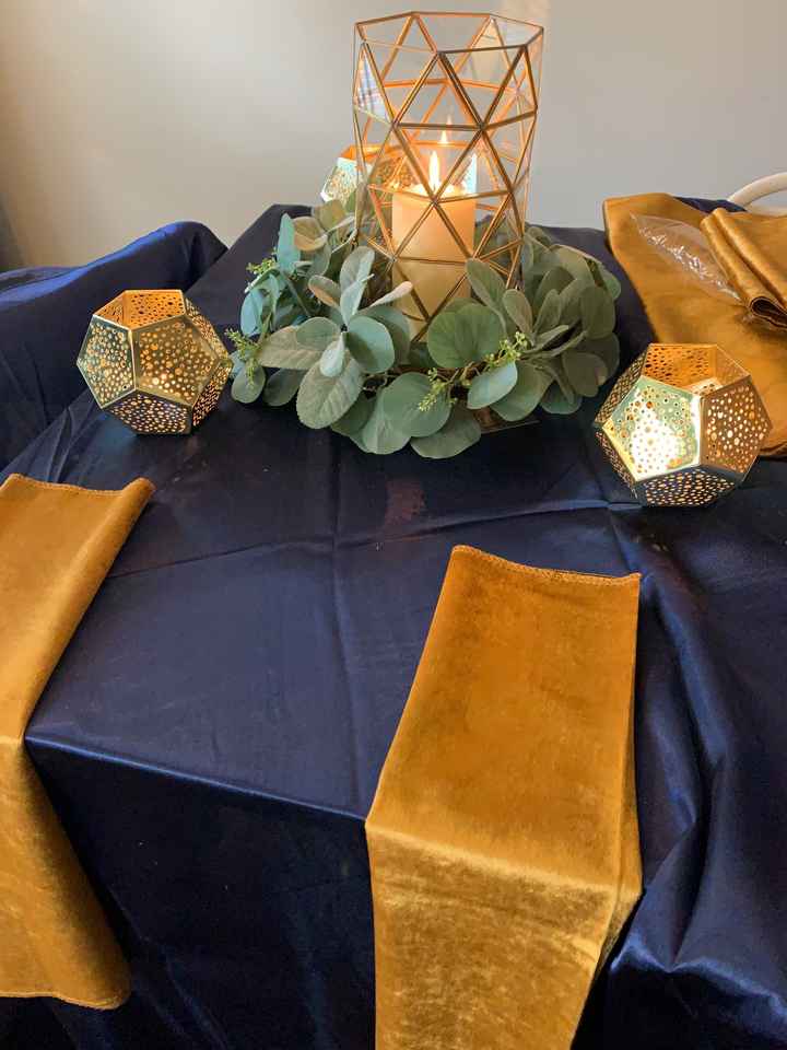 Centerpieces and Linens - 2