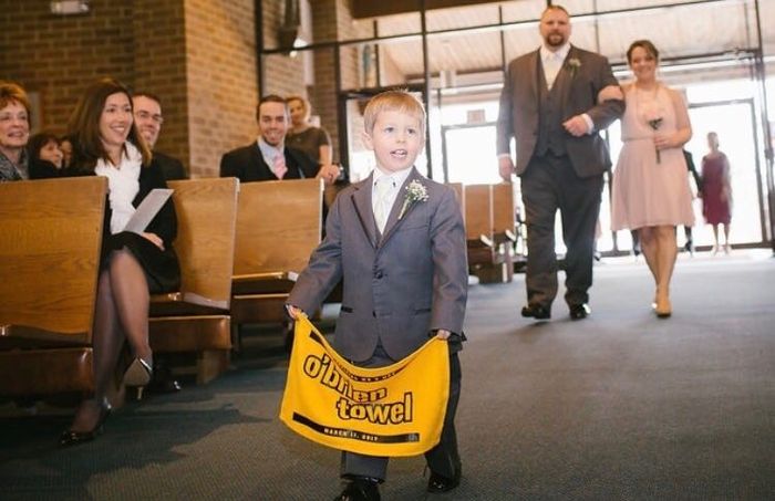 What are your ring bearers carrying?