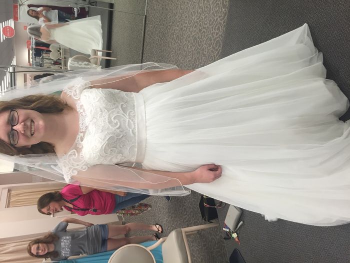 Let's see everyone's dresses