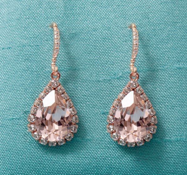 Earrings! Lemme see em