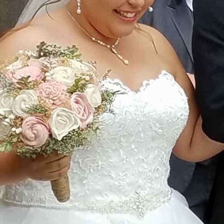  Sola Flower Bouquets - 1