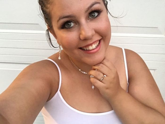 Post your makeup selfie?