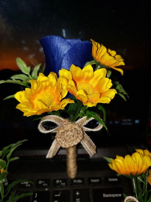 Trying to plan my dream wedding on a soda and juice box budget 1