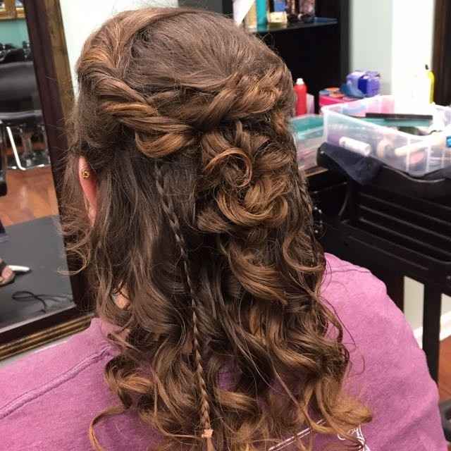 Flower crown with veil