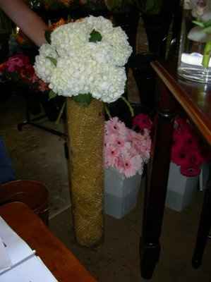 My flowers for my wedding this Sat!! A preview! *Pics*