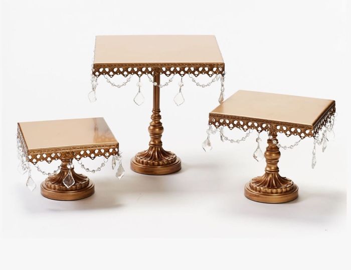 Cake stands