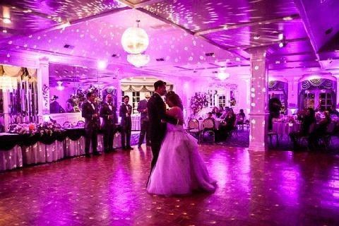 Where are you getting married? Post a picture of your venue! 32